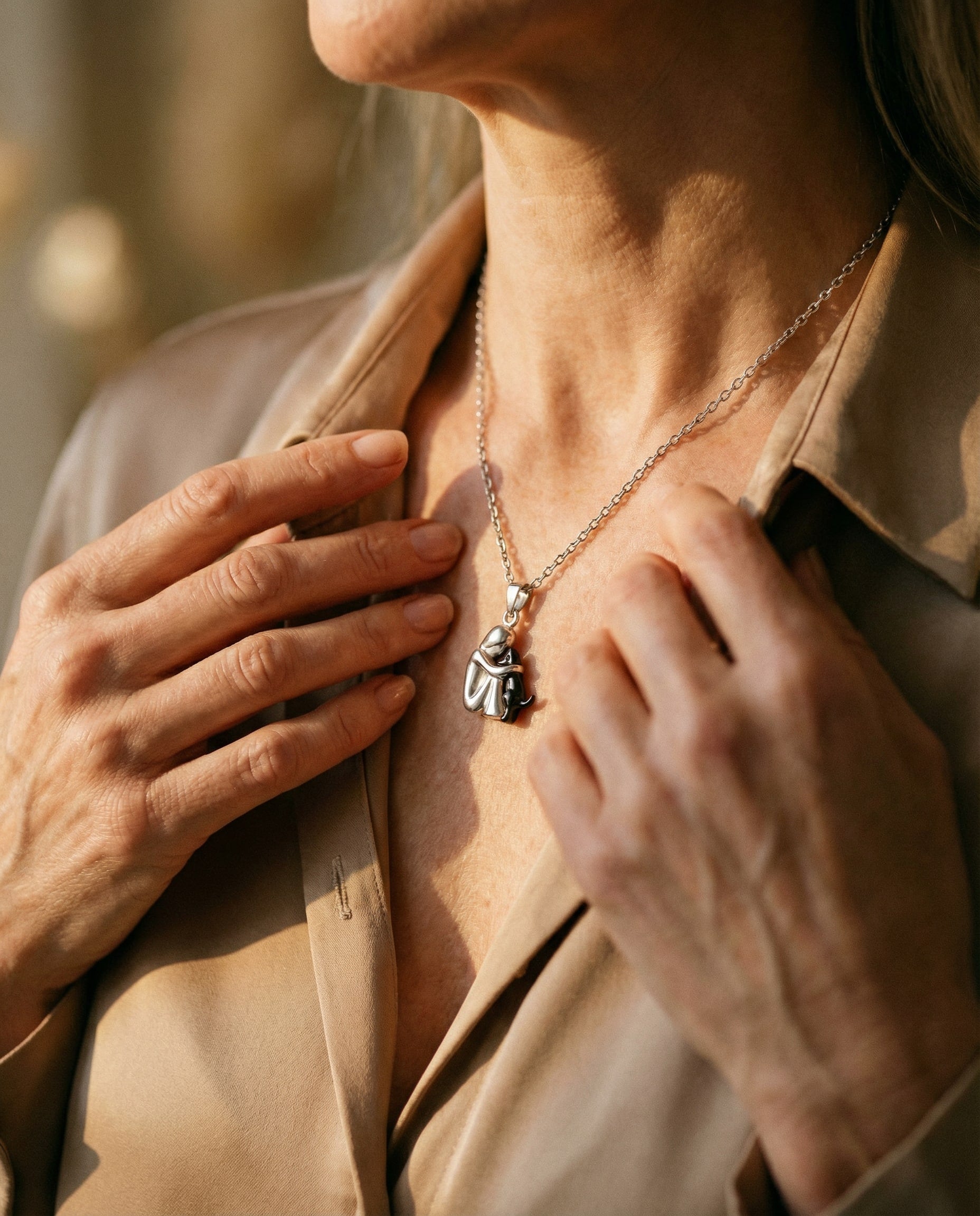 Hug Pendant Necklace