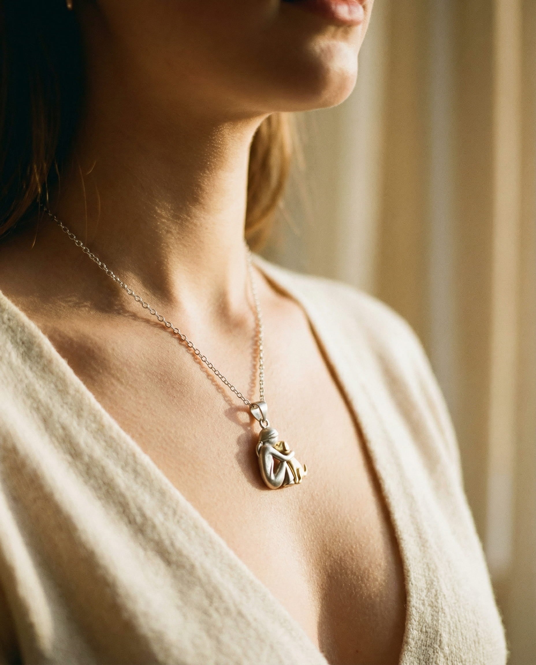 Hug Pendant Necklace