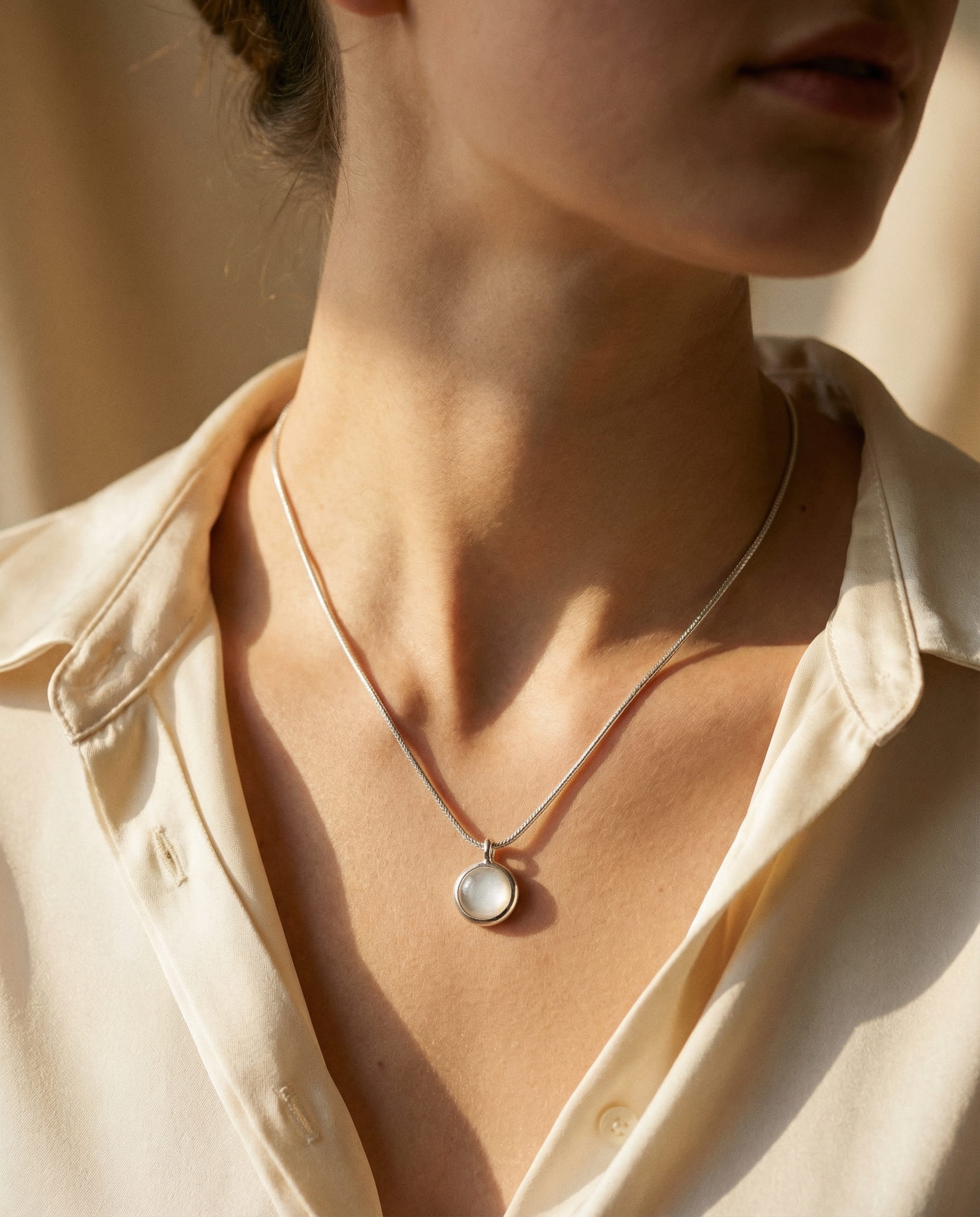 Classic Solitaire Pendant Silver Necklace