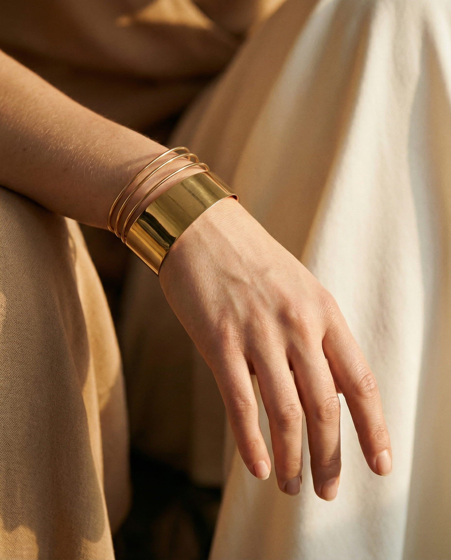 Classic Vintage Gold Bracelet