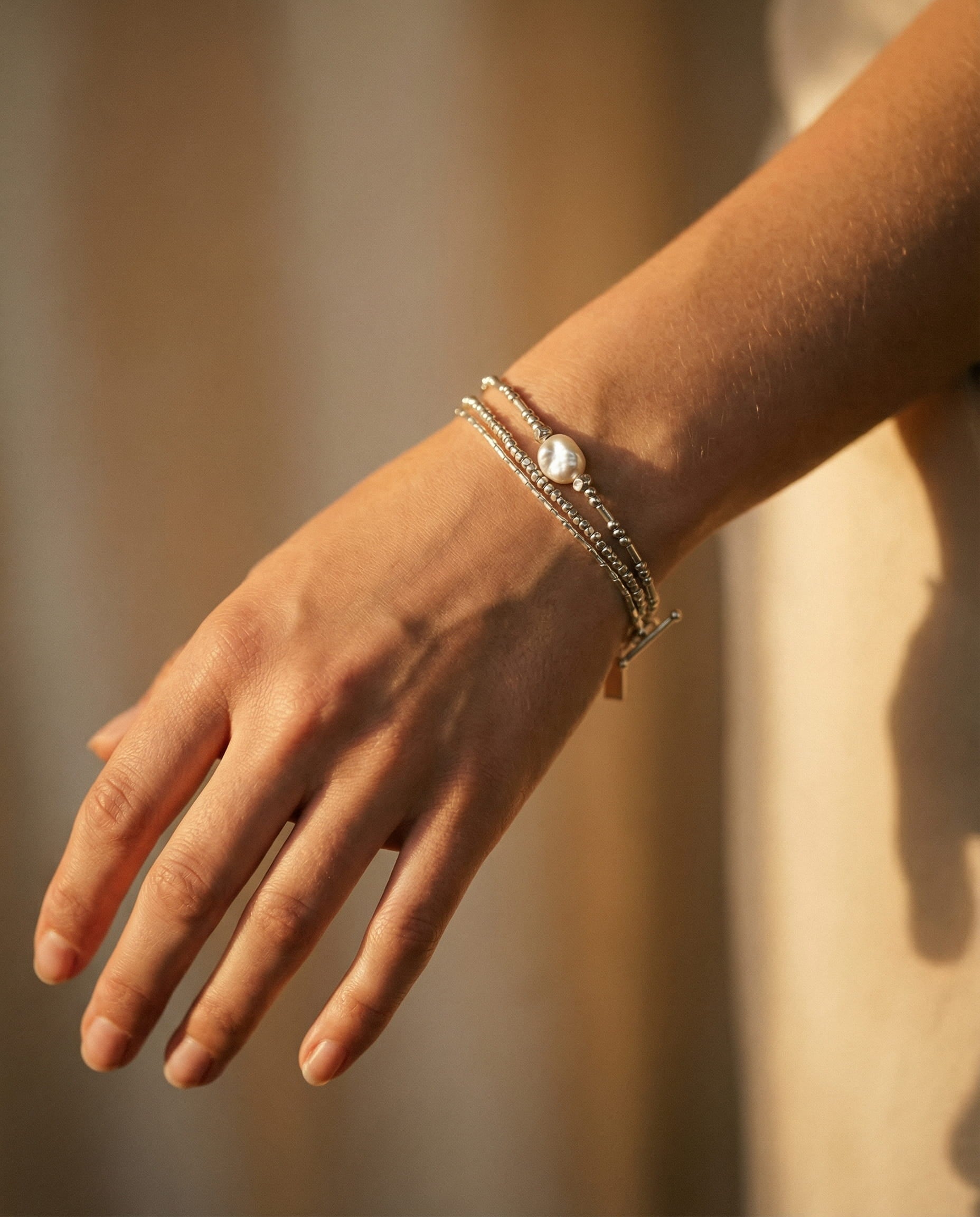 Vintage Pearl Bracelet Set