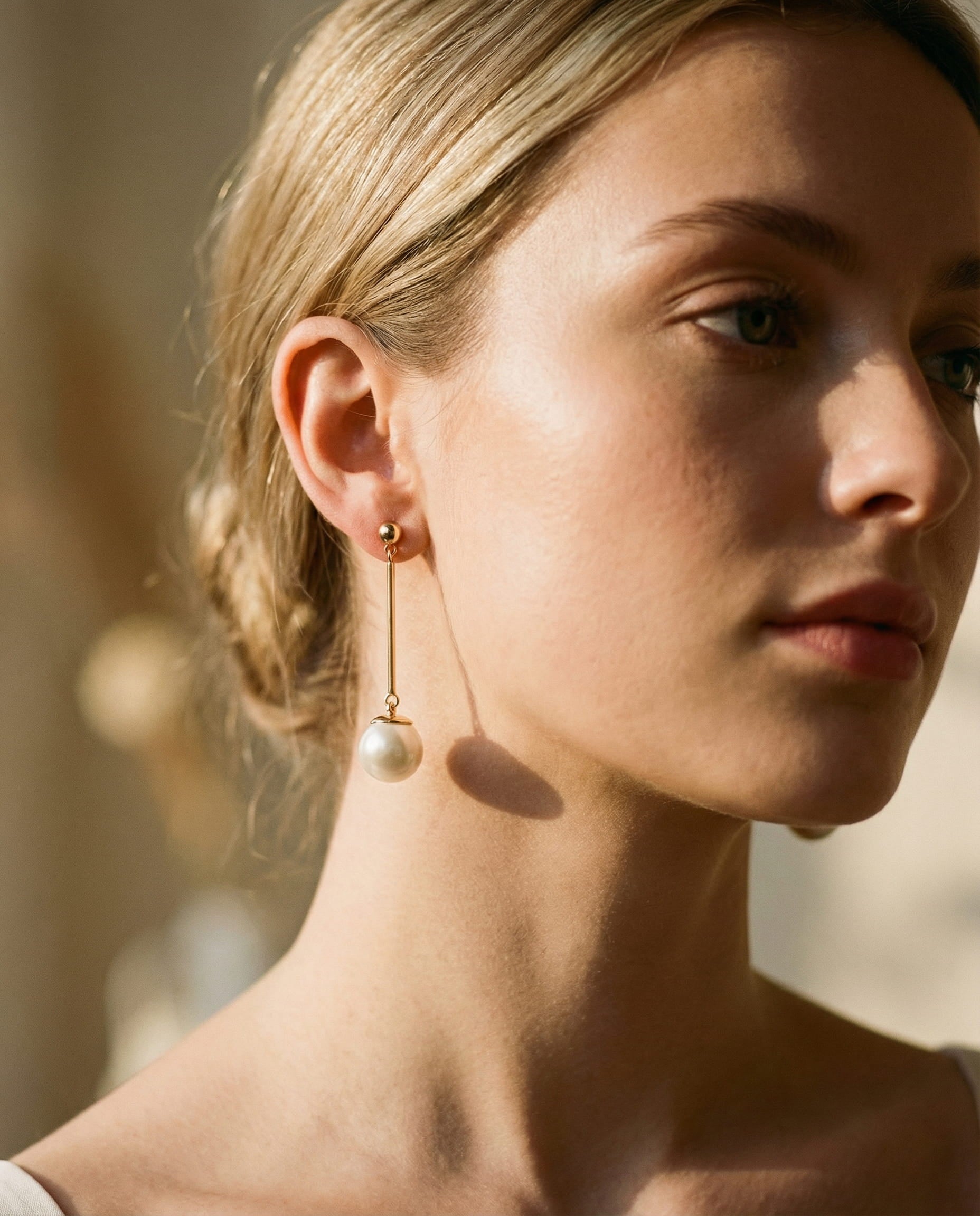 Luxury Hand-Mounted Special Pearl Drop Earrings