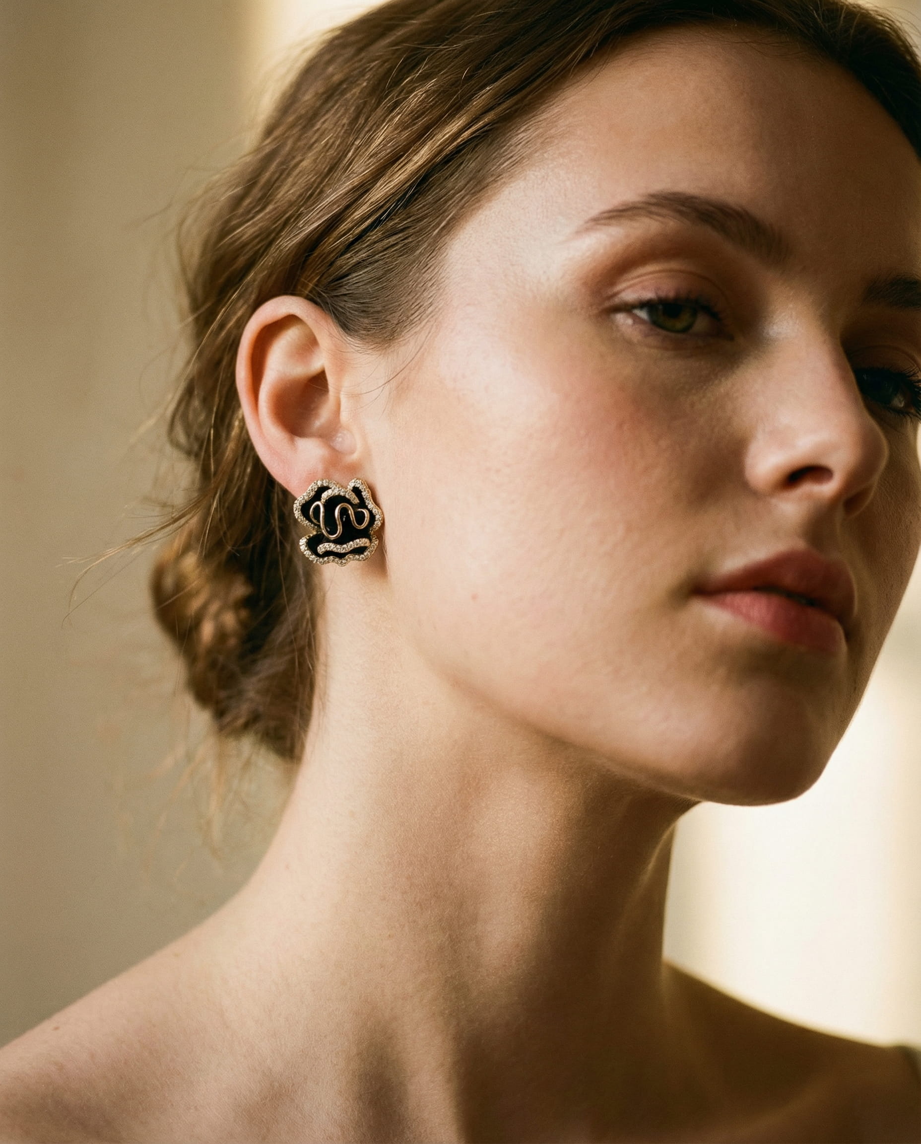 Elegant Gold Black Lotus Earrings