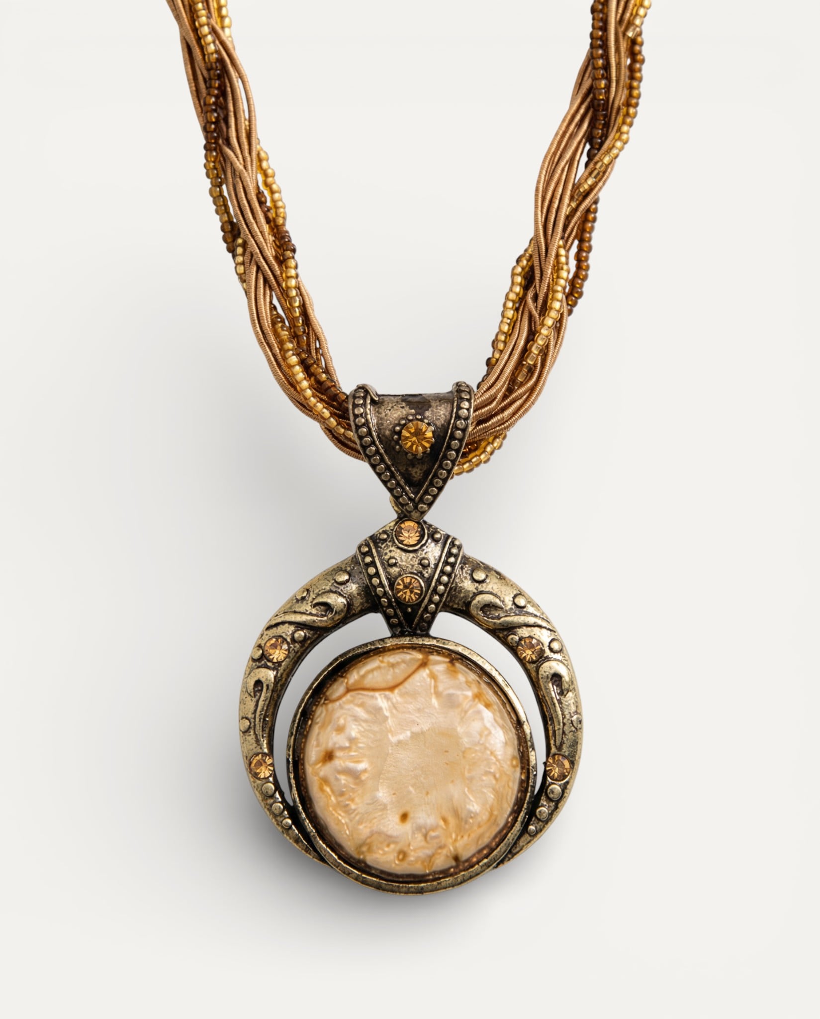 Vintage Ethnic Green Crystal Pendant Necklace