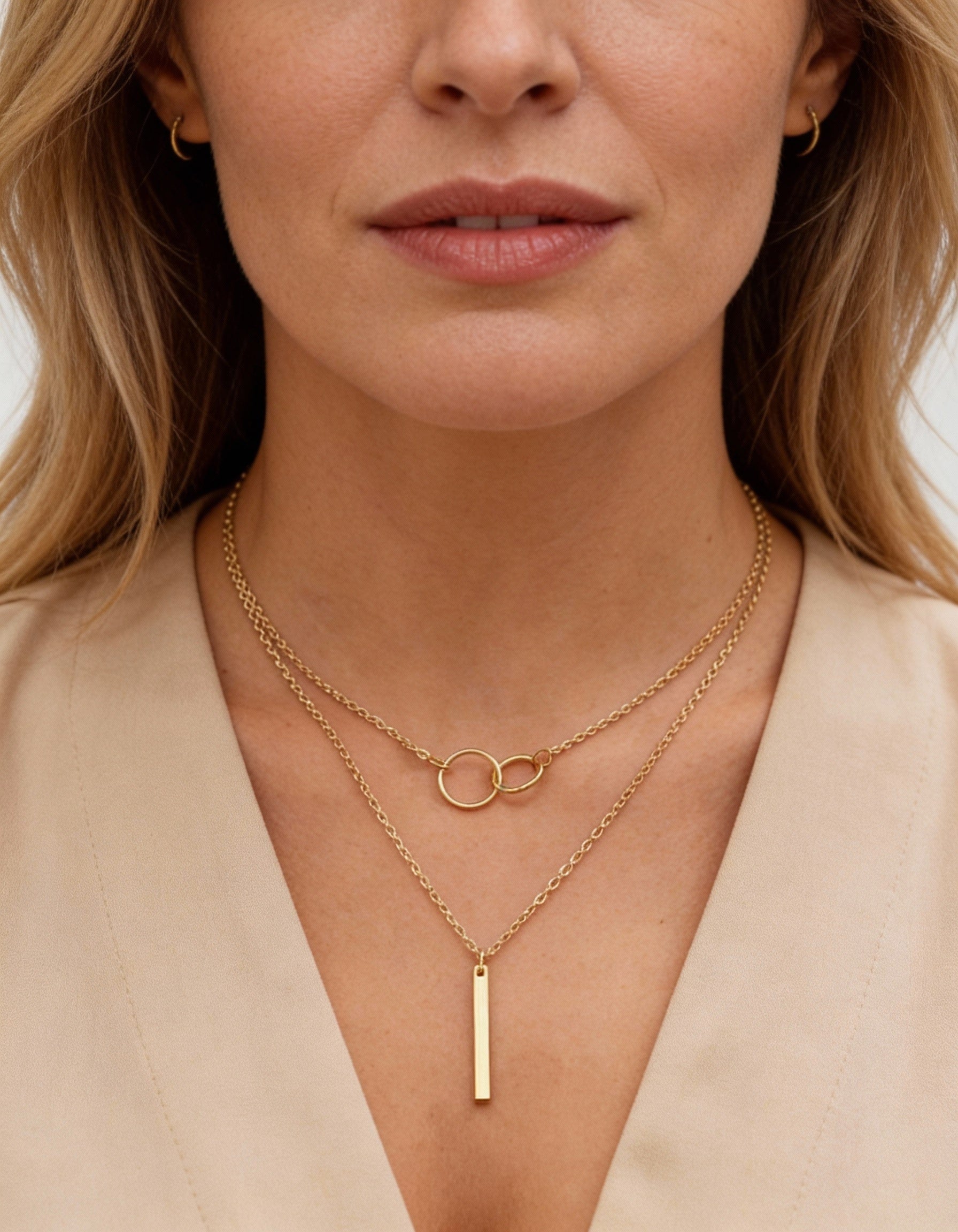 Vintage Gold Double Circle Pendant Necklace