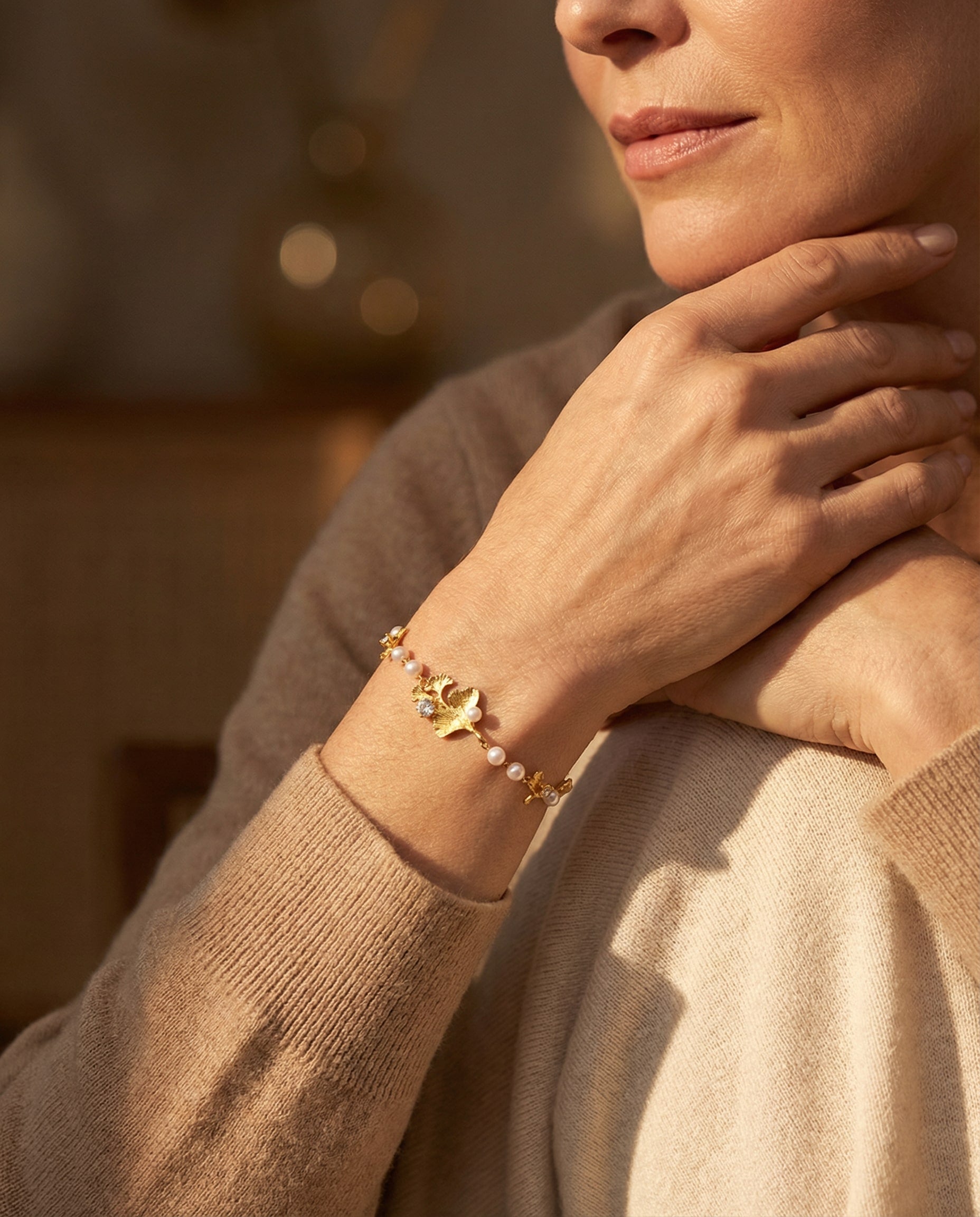 Classic Gold Ginkgo Leaf and Pearl Bracelet