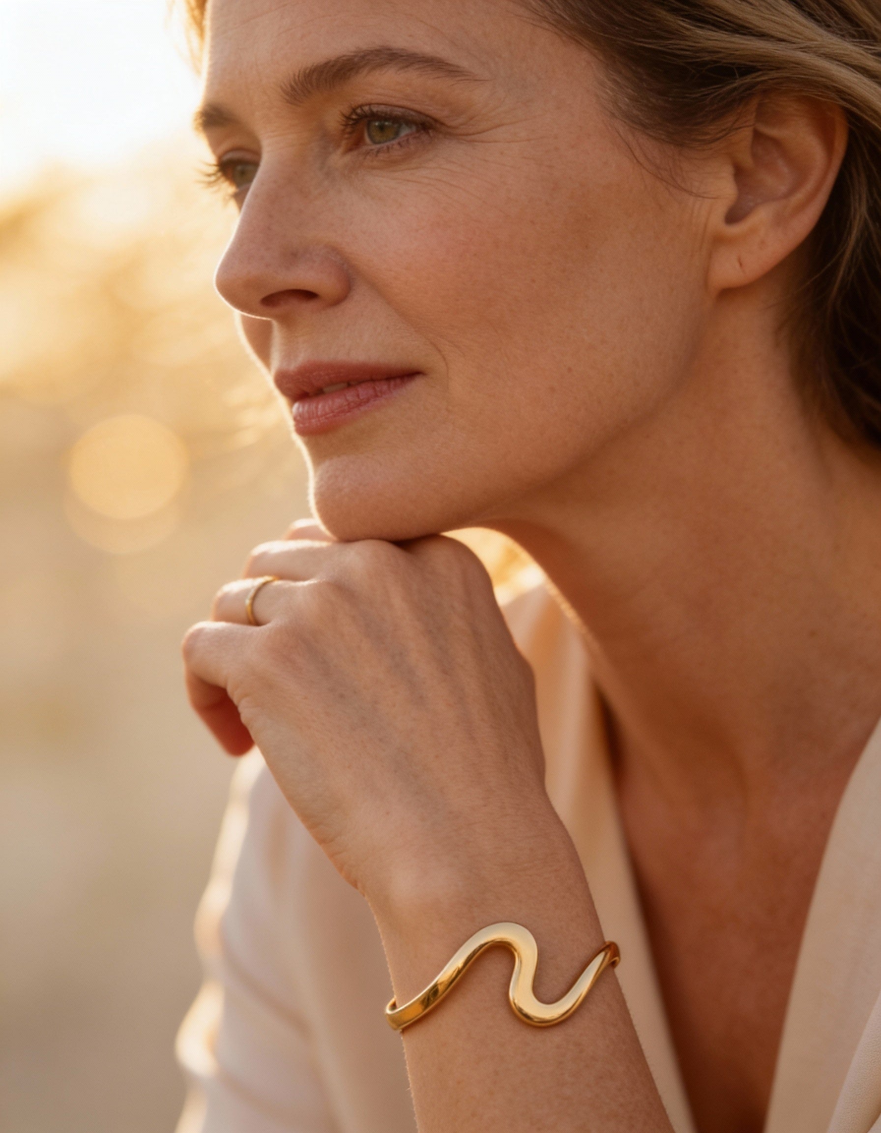 Classic Open Gold Wave Bracelet