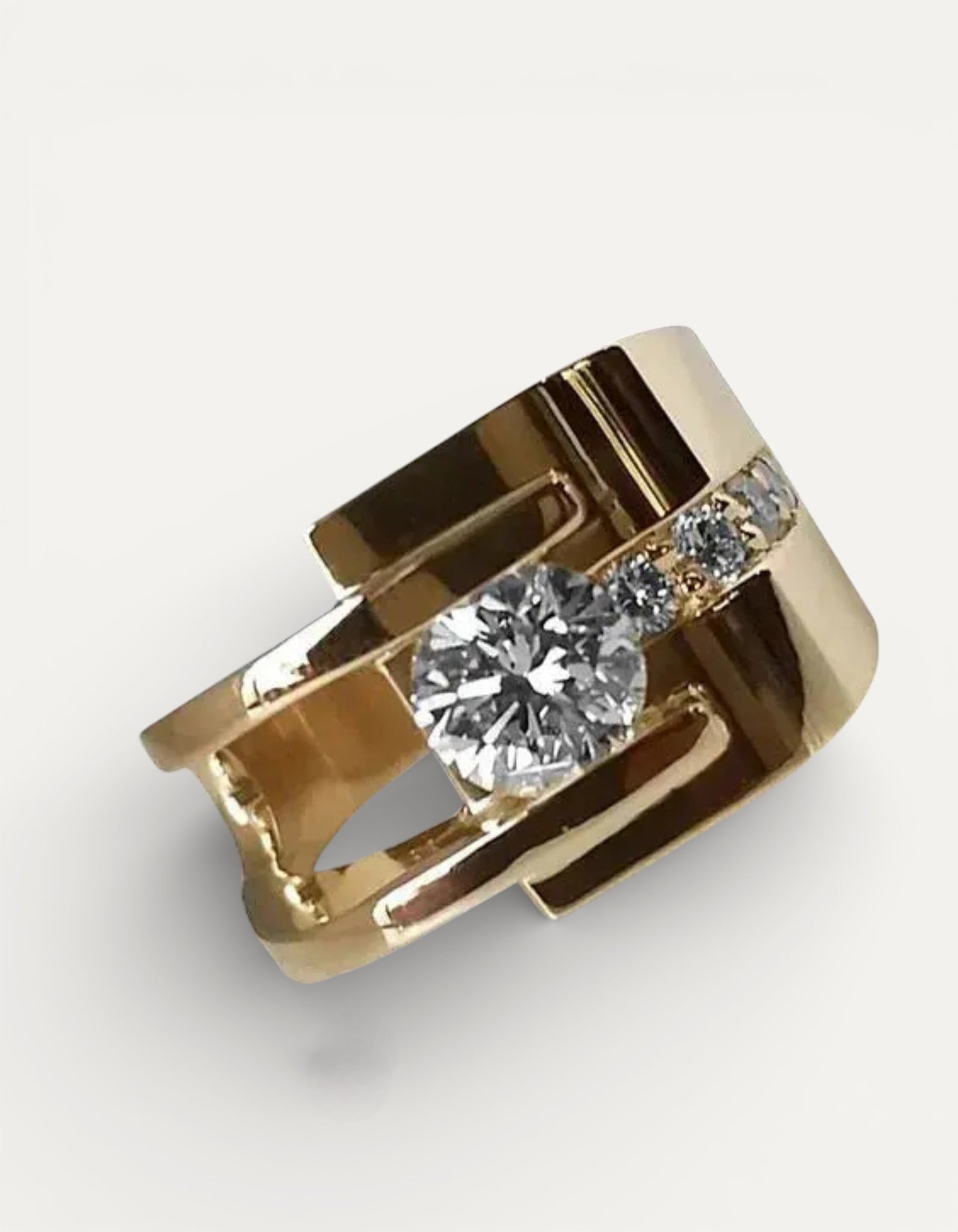 Vintage Irregular Gold Cubic Zirconia Ring