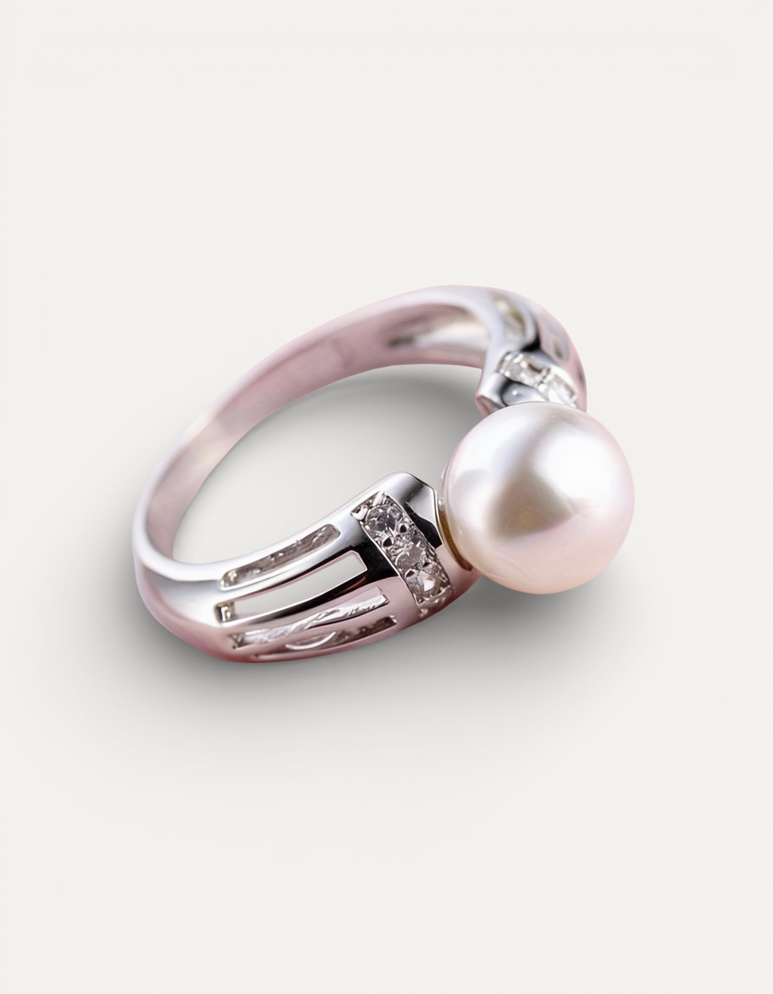Vintage Silver Pearl Ring