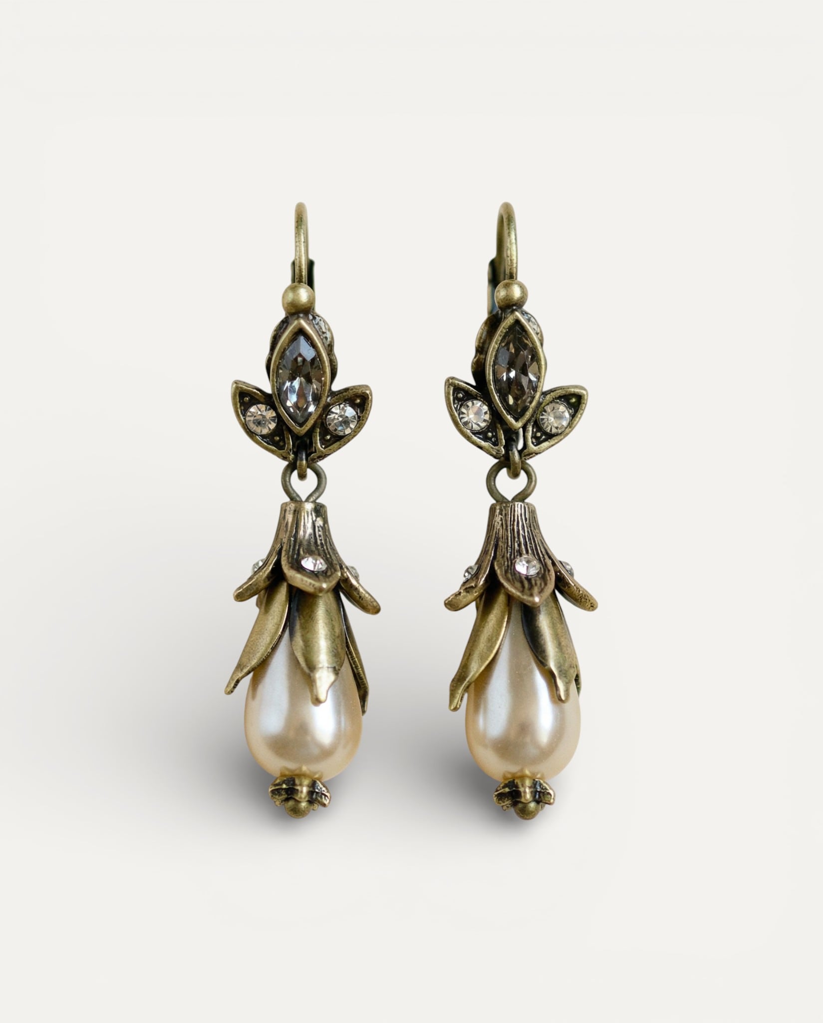 Vintage Floral Drop Earrings with Pearls
