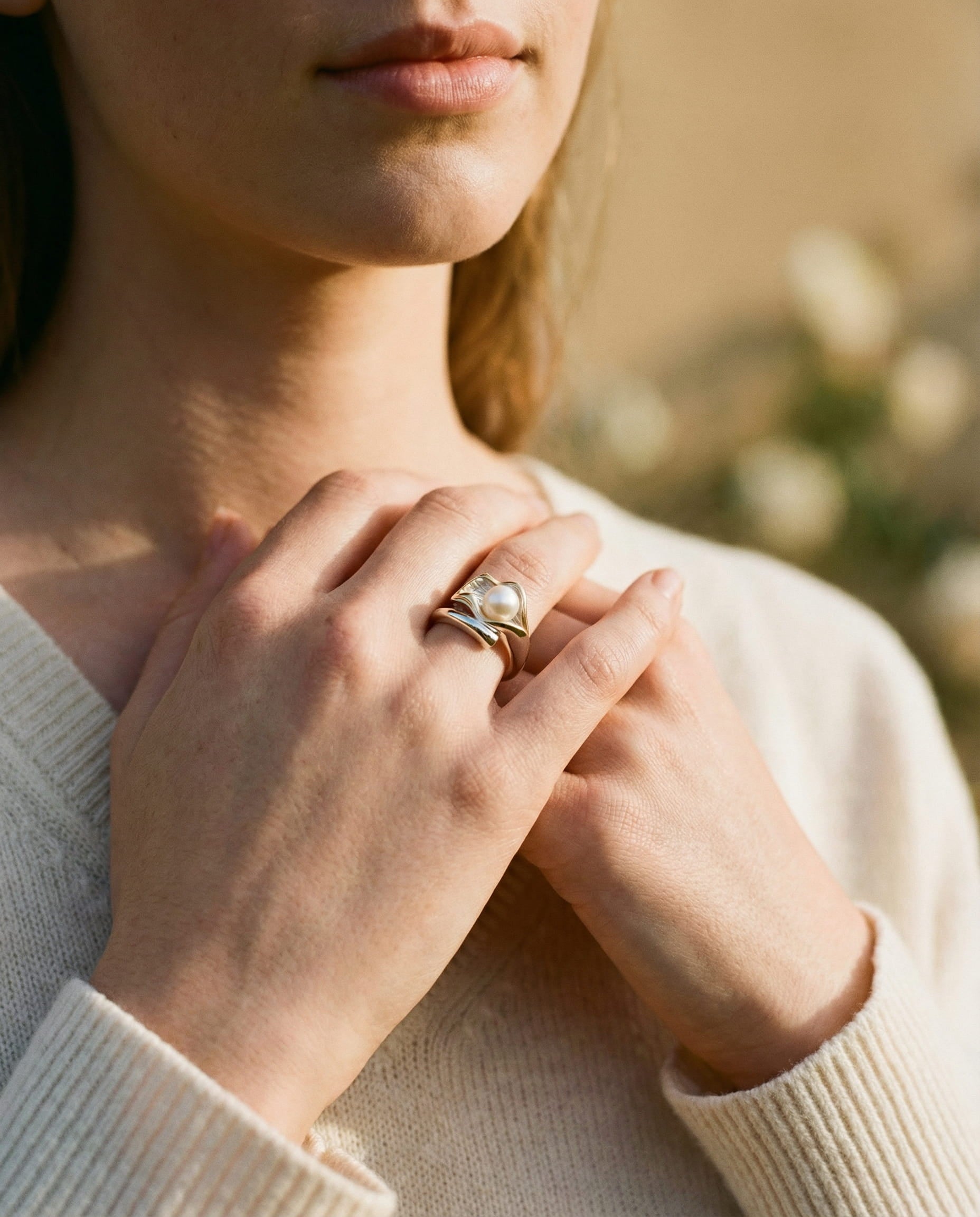 Pearl Ring With Vintage Green Flower