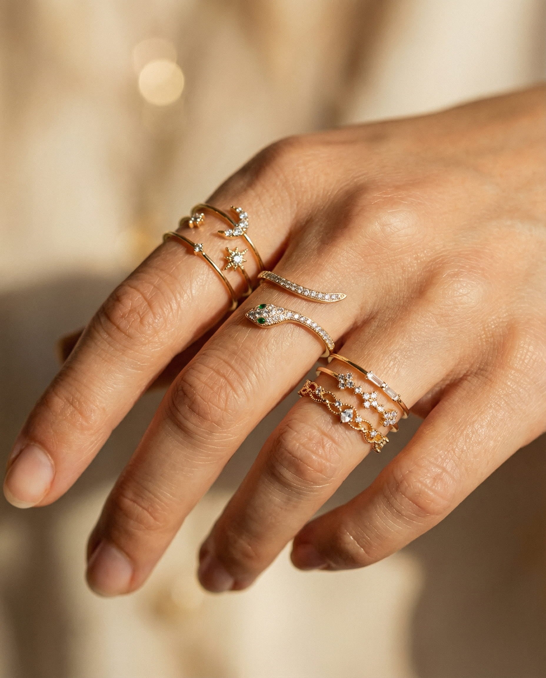 Vintage Sparkling Gold Ring Set