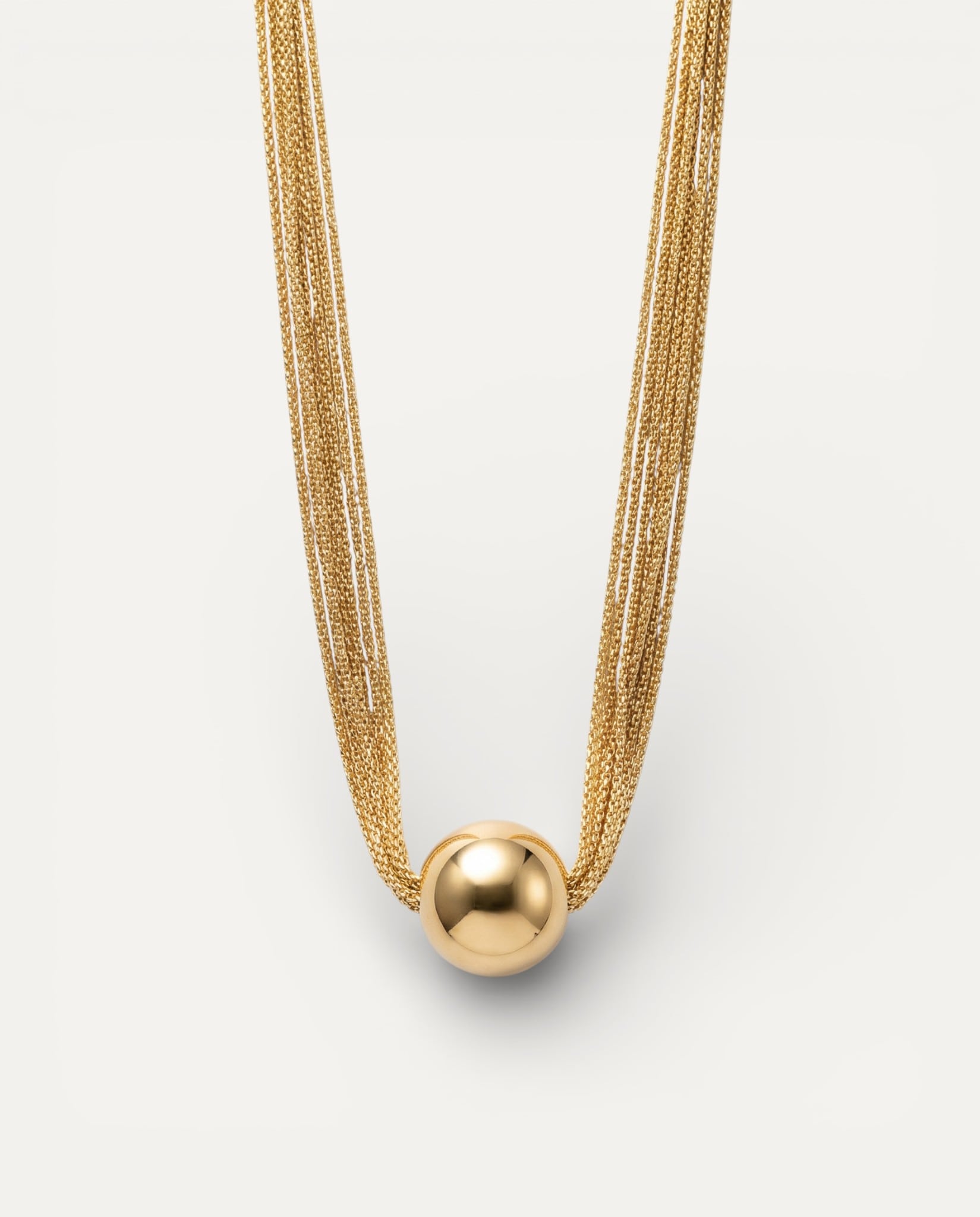 Elegant Gold Necklace