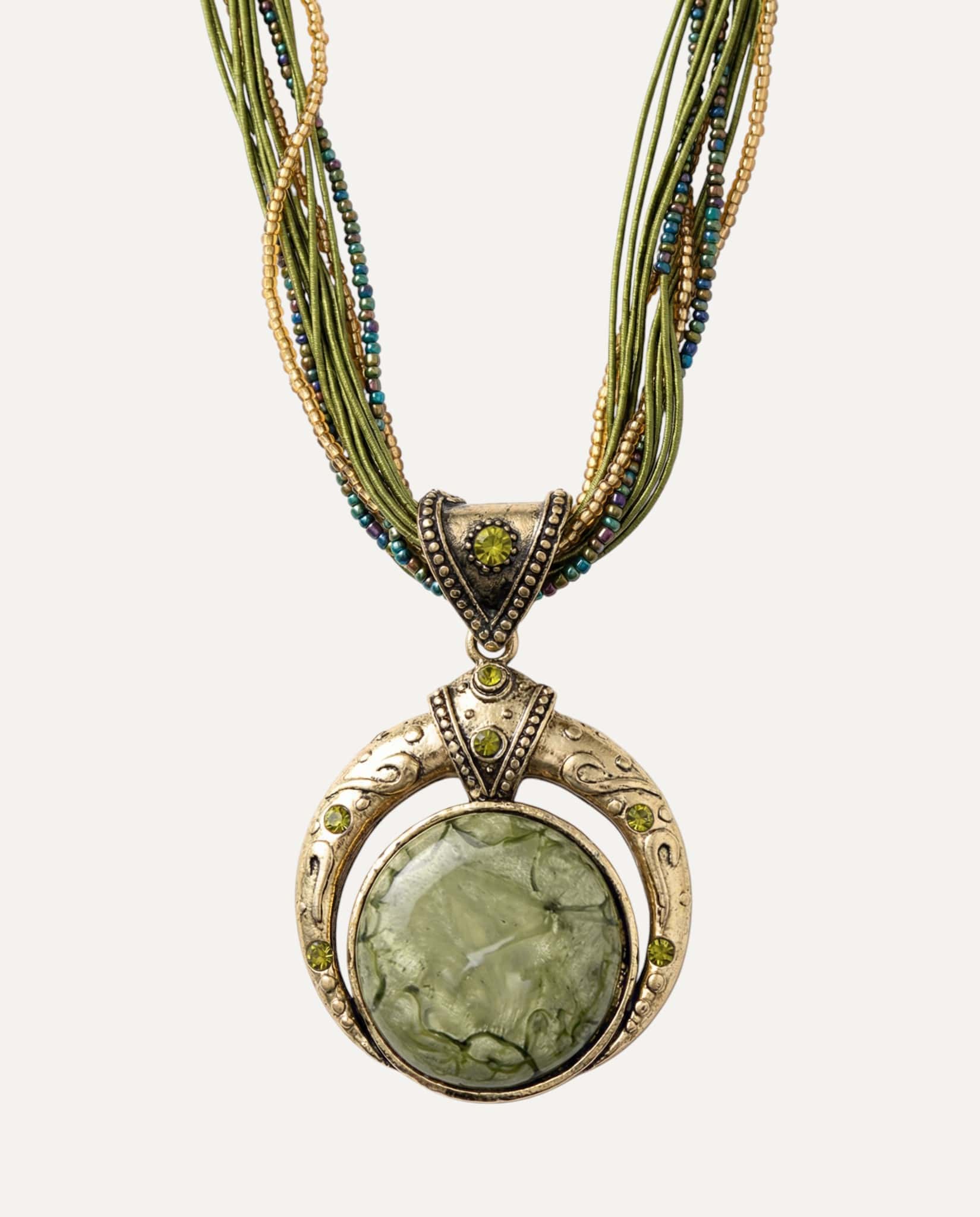 Vintage Ethnic Green Crystal Pendant Necklace