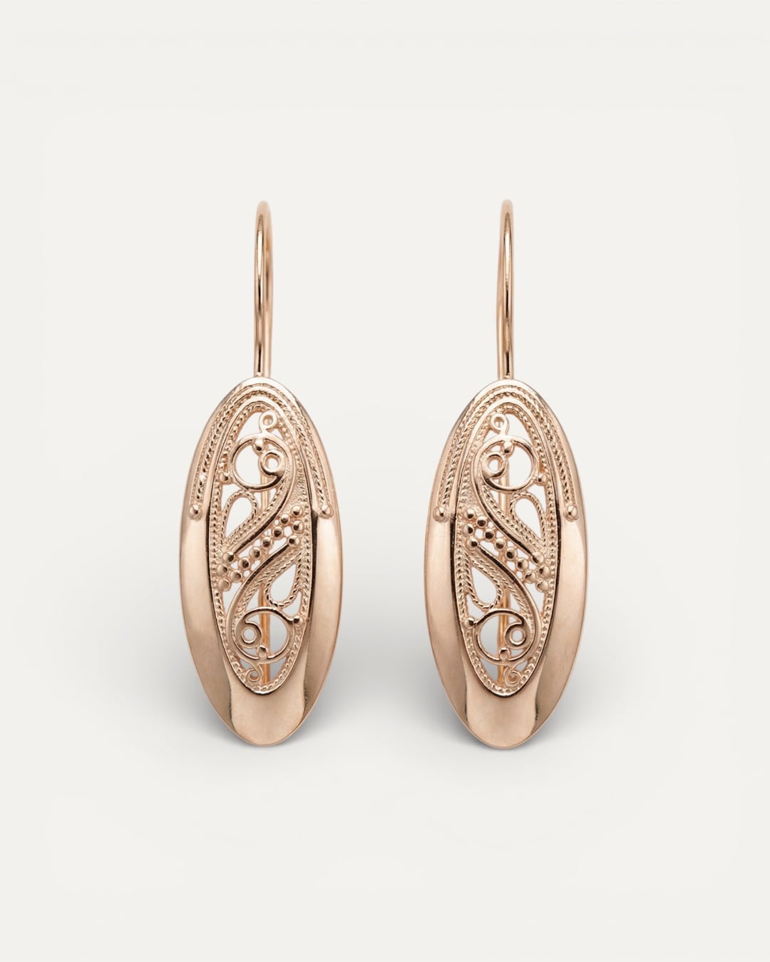Elegant Gold Hollow Earrings