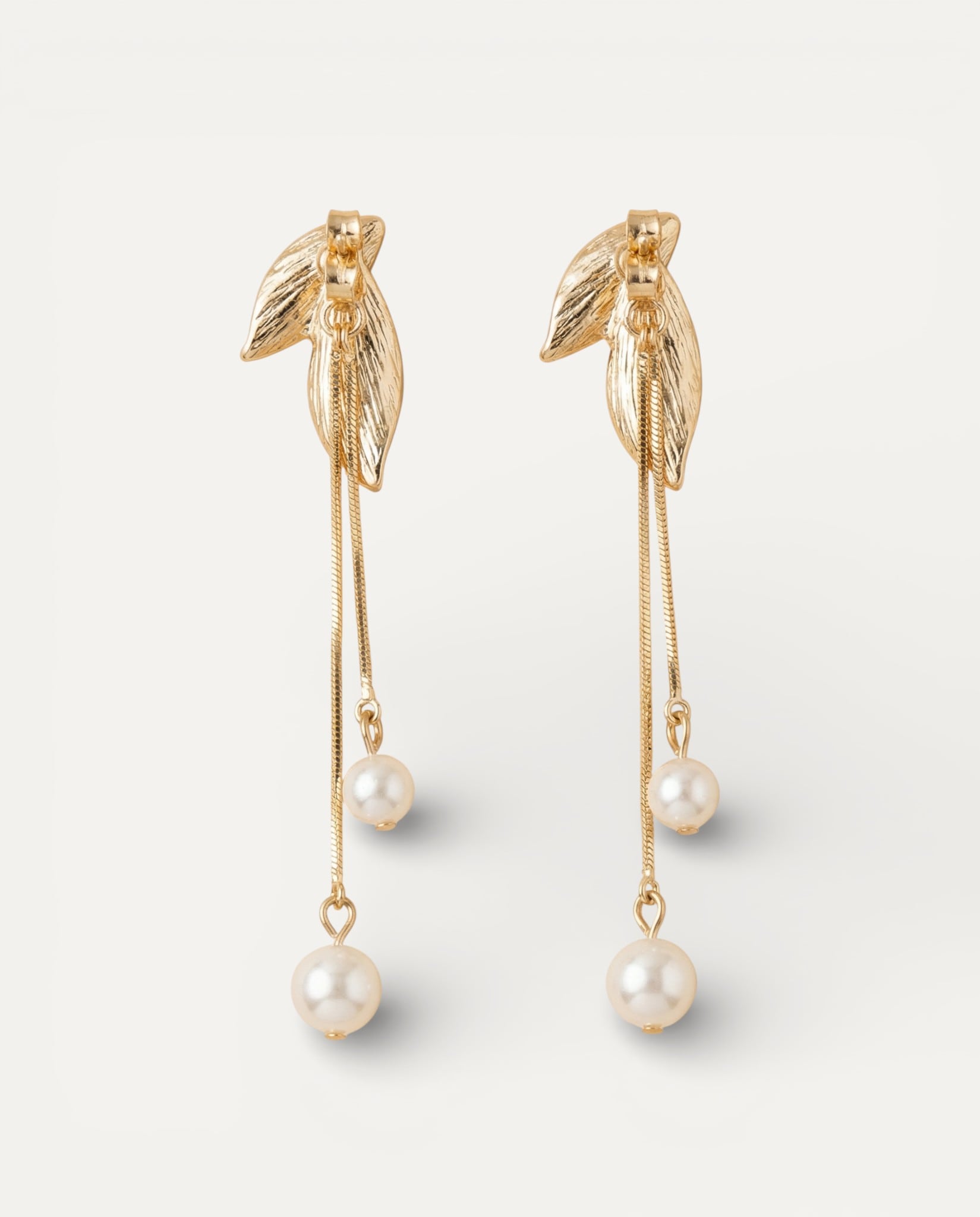 Elegant Leaf-Shaped Pearl Earrings