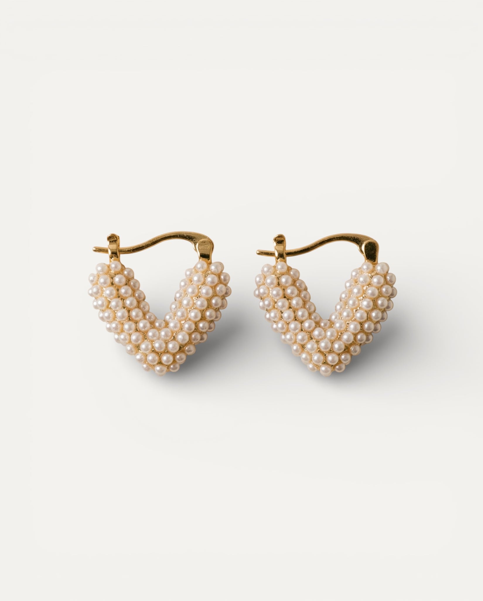 Elegant Heart-Shaped Pearl Inlay Earrings
