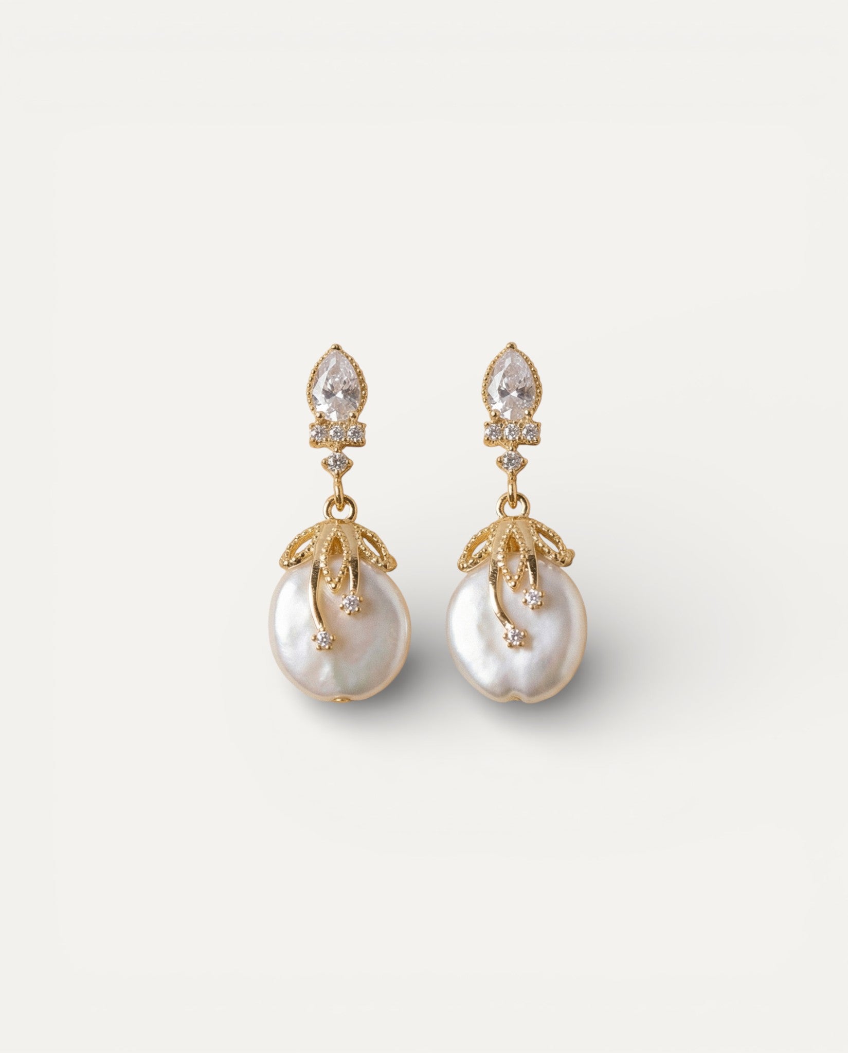 Luxurious Gold Pearl Earrings