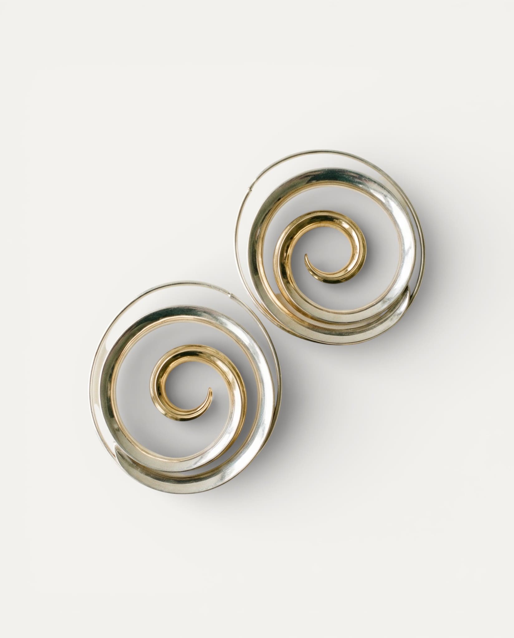 Vintage Spiral Wave Earrings