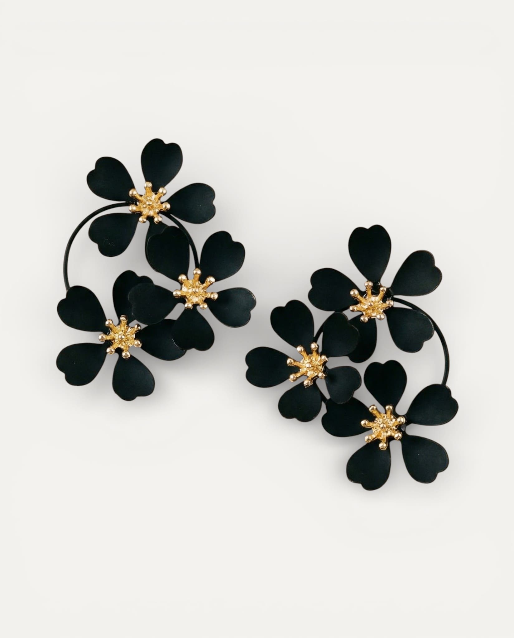 Vintage Black Flower Drop Earrings