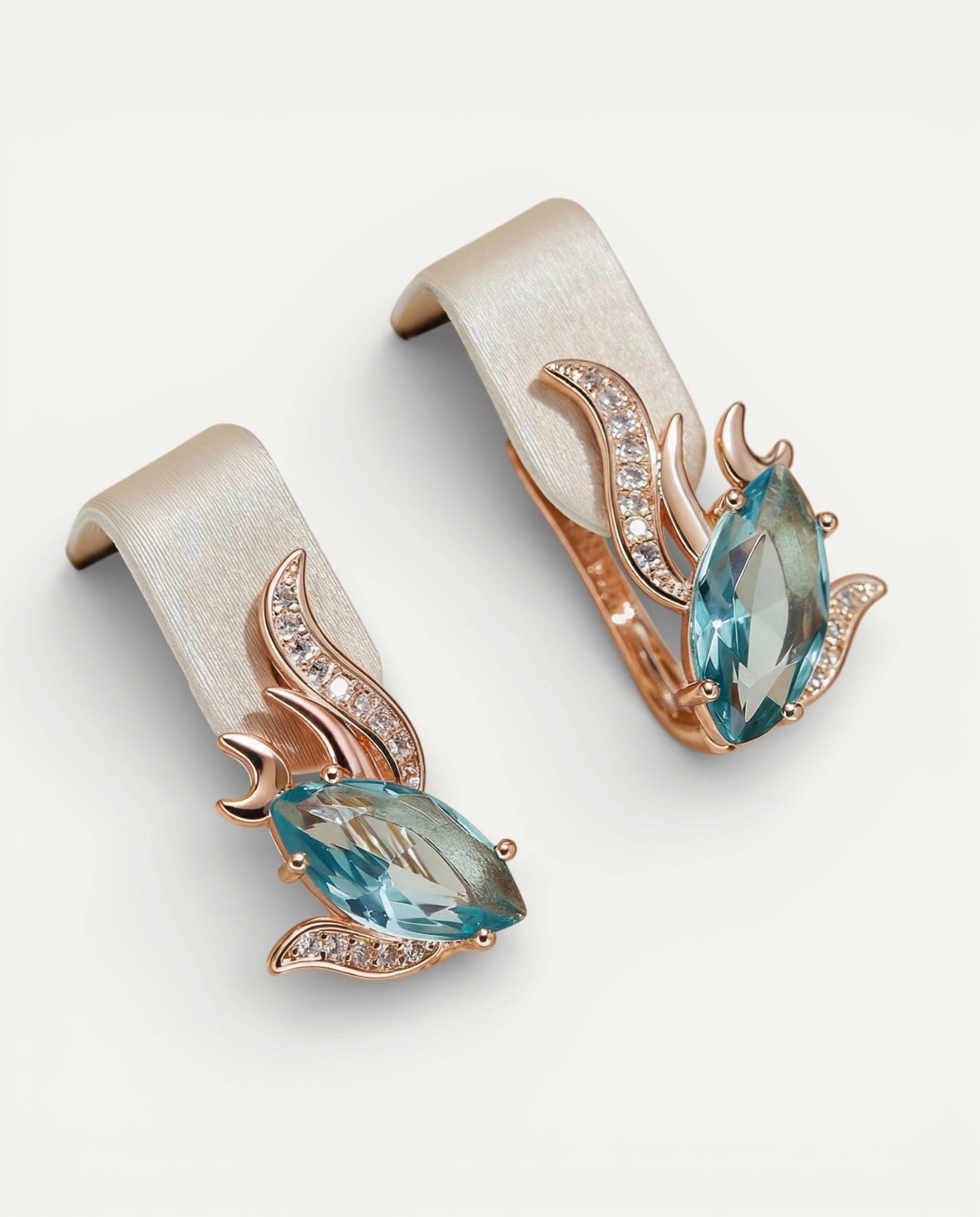 Elegant Turquoise Crystal Gold Earrings