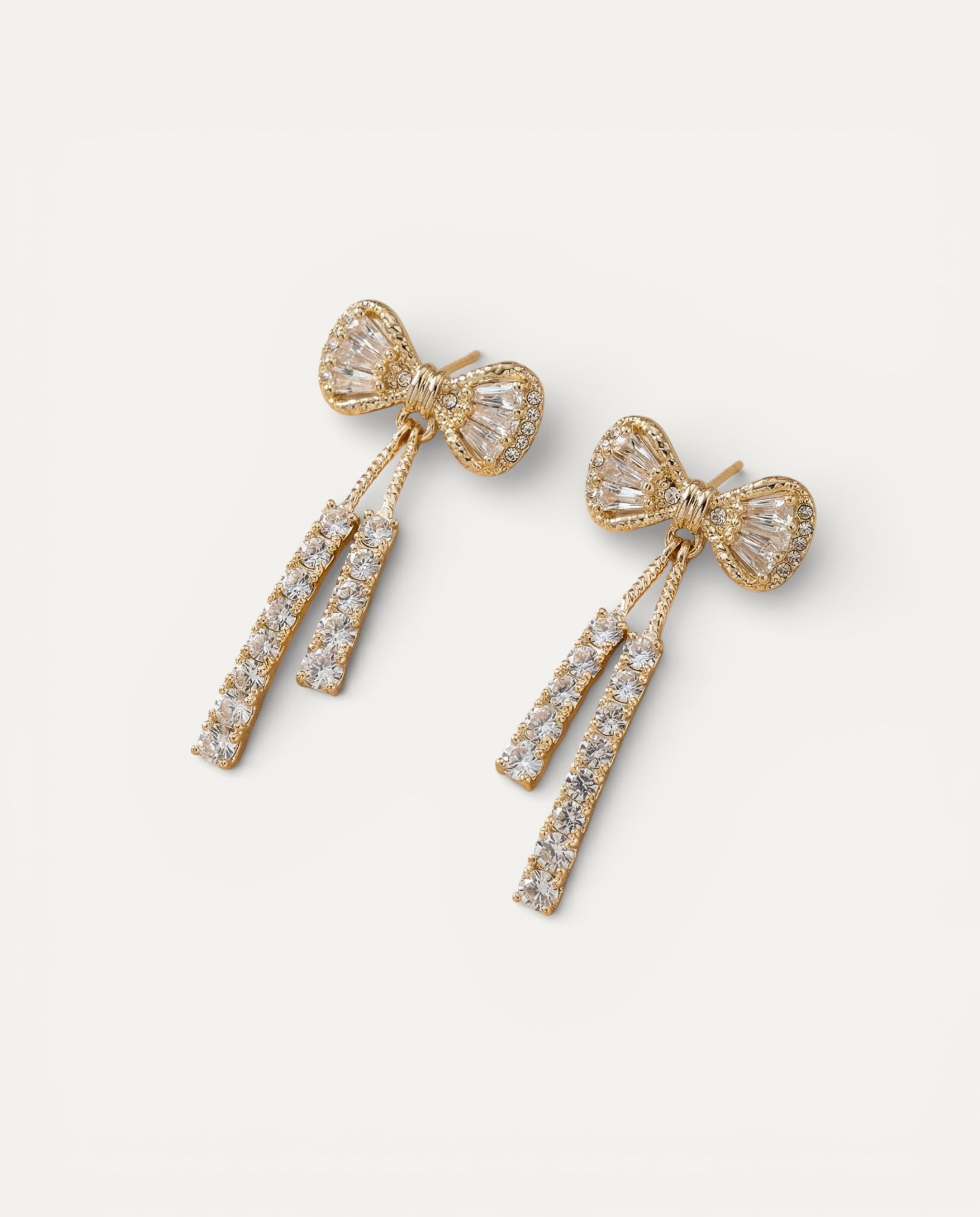 Bow with Zirconia in Gold