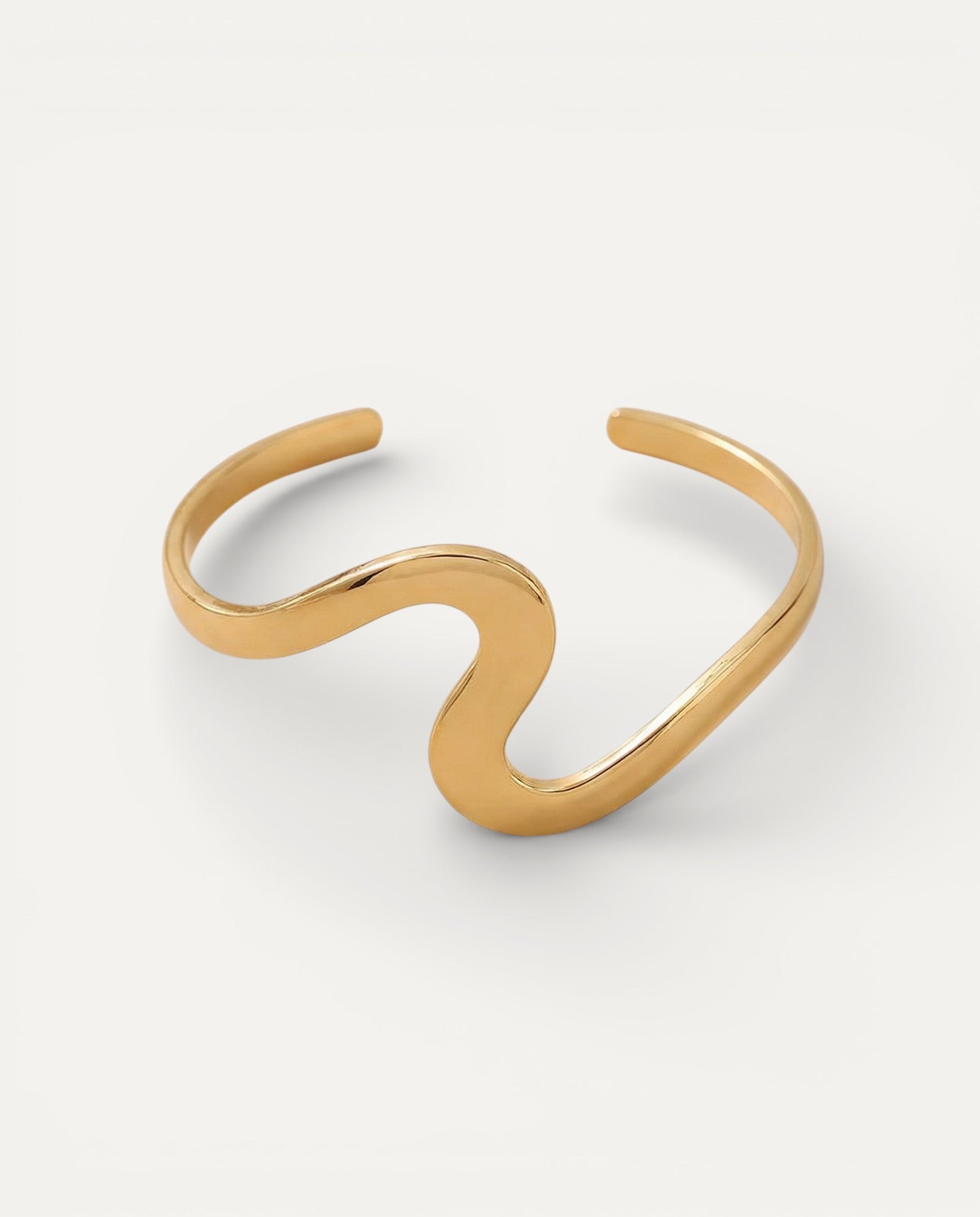 Classic Open Gold Wave Bracelet